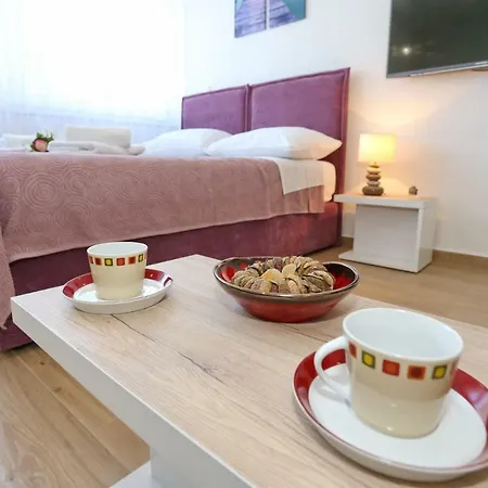 Two New By The Town Center Задар