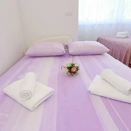 Апартаменты Two New By The Town Center