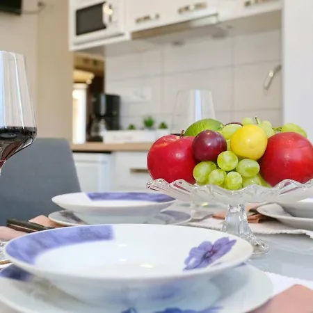 Two New By The Town Center Задар